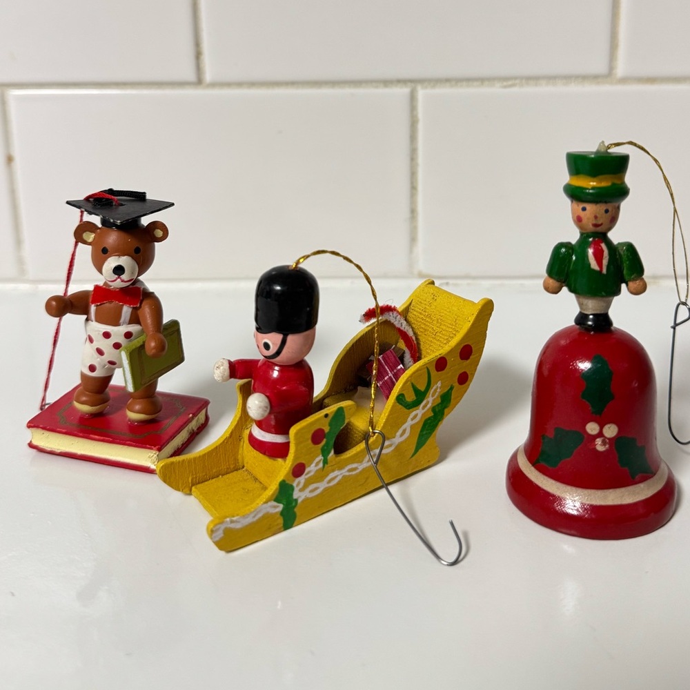 Vintage Holiday Ornament Set - Red, Yellow, Green
